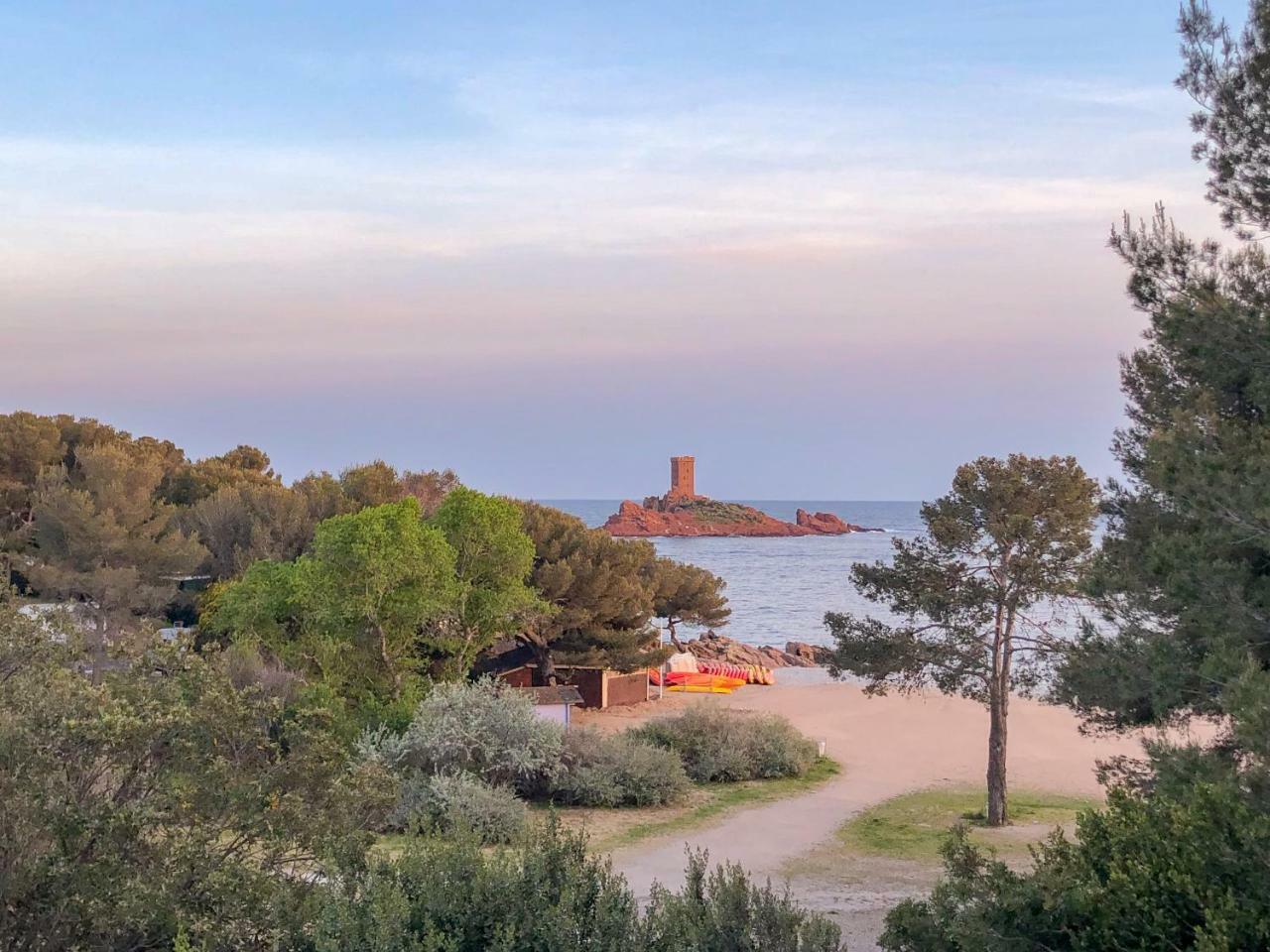 Le Semaphore Saint-Raphaël Exterior foto